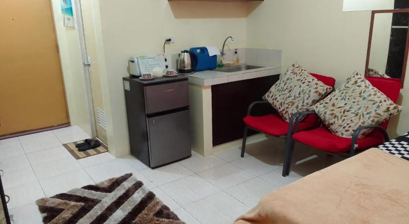 Others, Affordable Transient near Emperor Events Place, Taytay