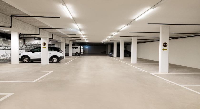 Public Area 25