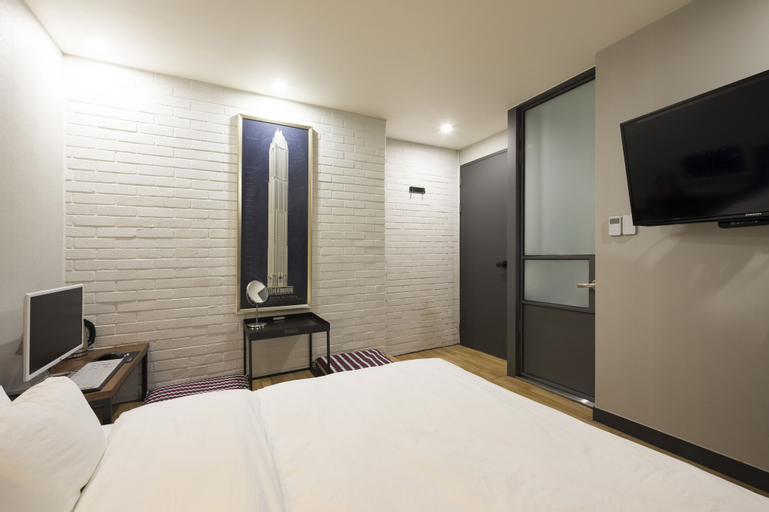 Bedroom 7