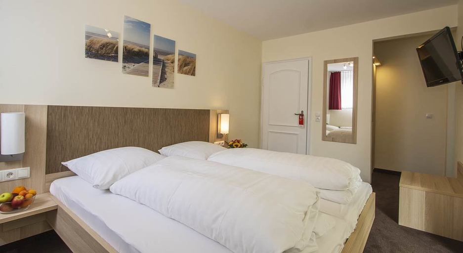 Bedroom 4, Hotel Alt Westerholt, Recklinghausen