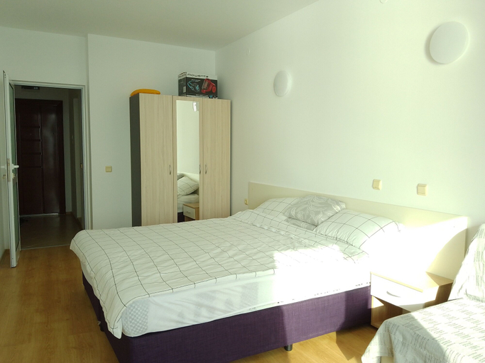 Room 5, Silver Beach B16 Apartment, Byala