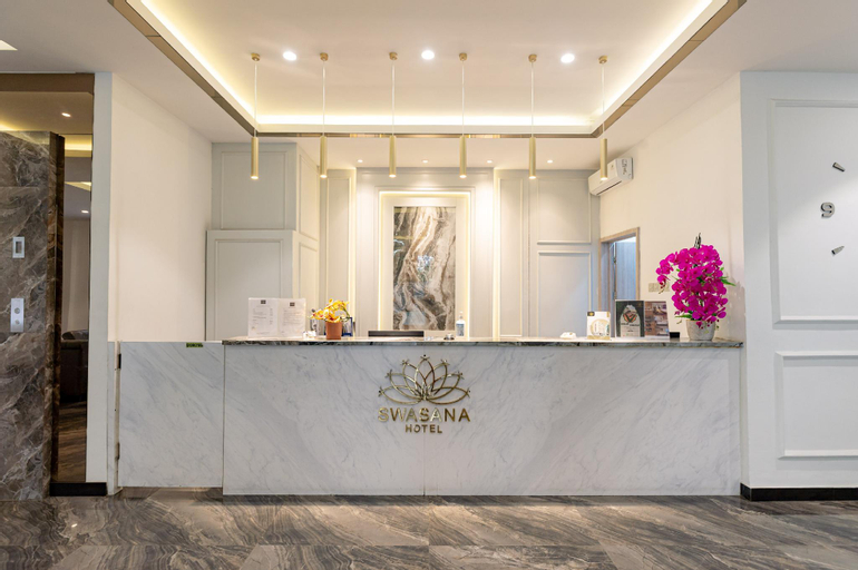 Public Area 2, Swasana Hotel near Plaza Medan Fair Mitra, Medan