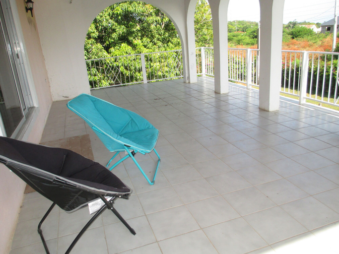 Others 4, COZY'S BANDB