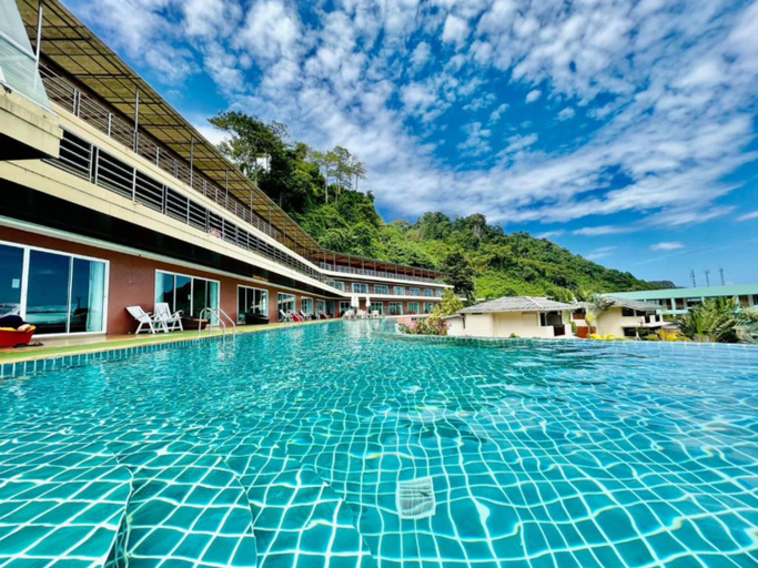 Sport & Beauty 2, Phi Phi Cliff Beach Resort, Mueang Krabi