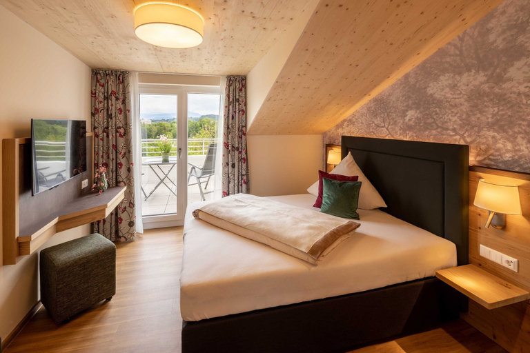 Bedroom 3, Hotel Sonnenhang Kempten, Kempten (Allgäu)