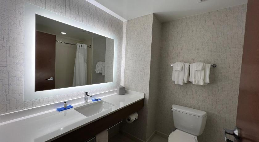 Bedroom 4, Holiday Inn Express Columbia East - Elkridge, Howard