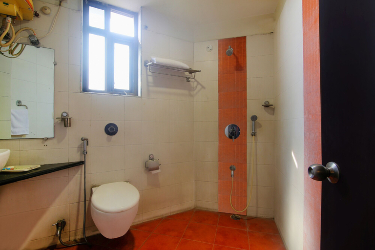 Bathroom, FabHotel New Yatra Residency, Patna