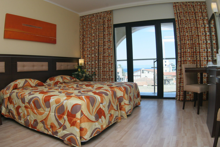 Bedroom 4, Livadhiotis City Hotel, Larnaca
