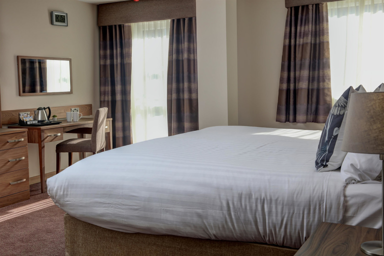 Bedroom 3, Best Western Kings Manor Hotel, Edinburgh