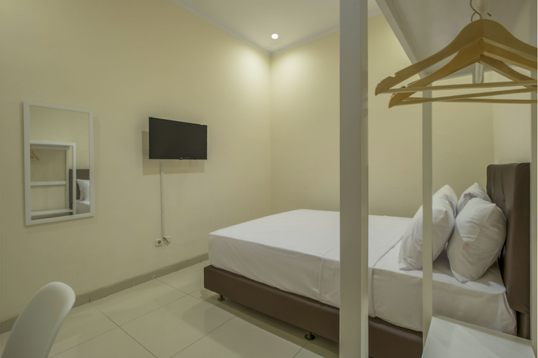 Bedroom 3, De 80's Matraman, East Jakarta