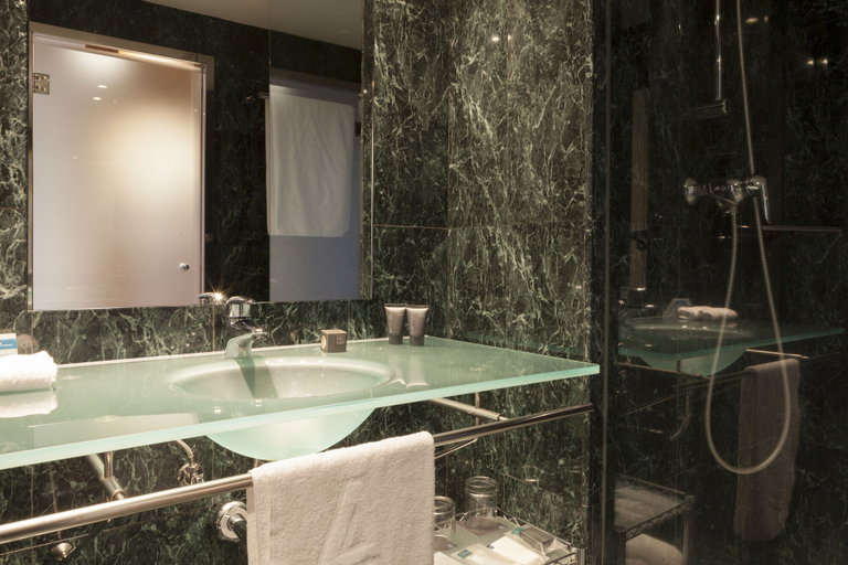 Bathroom 4, AC Hotel Guadalajara by Marriott, Spain, Guadalajara