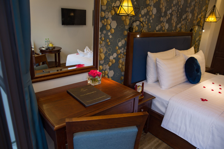 Bedroom 12