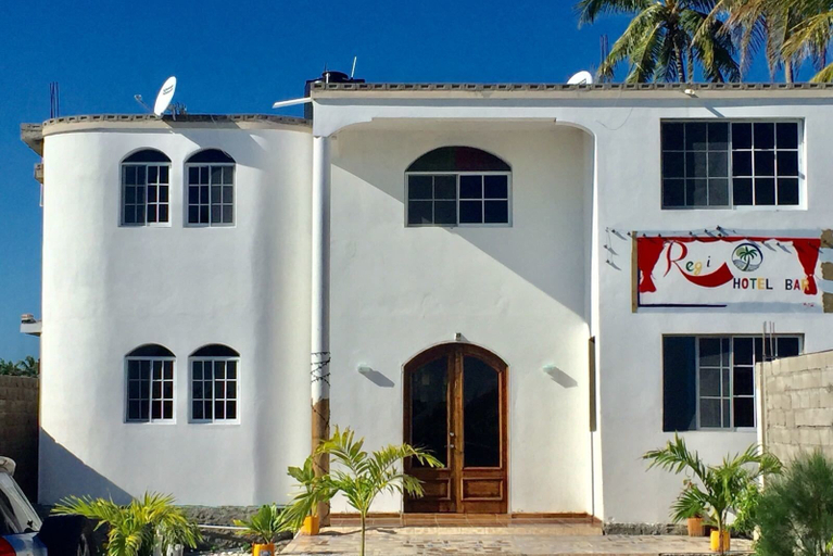 Exterior & Views 2, Regi Hotel & Bar, les Cayes