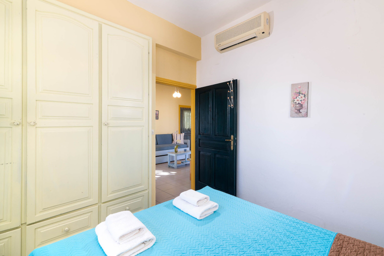 Bedroom 5, Afroditi Apartments, Crete