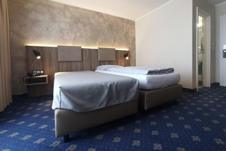 Bedroom 5, Hotel Garni Arcis, Tübingen