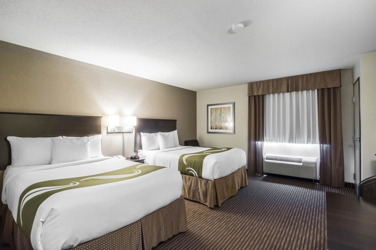 Bedroom 3, Quality Inn & Suites Thompson, Division No. 22