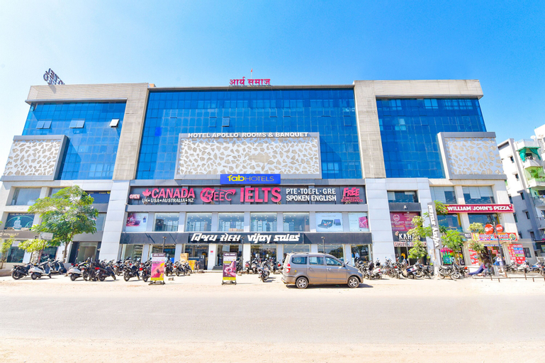 Fabhotel Apollo, Ahmadabad
