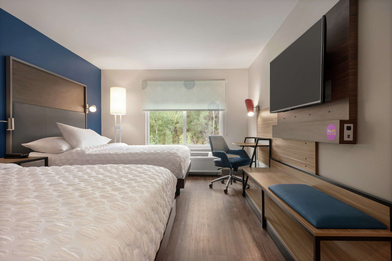 Bedroom 6