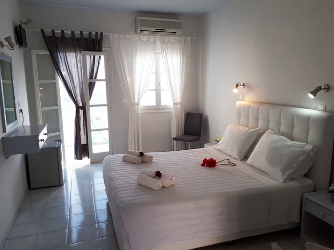 Bedroom 4, Petradi Hotel, South Aegean