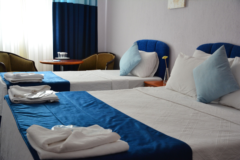 Bedroom 5, Gumuldur Mavi Deniz Otel, Menderes