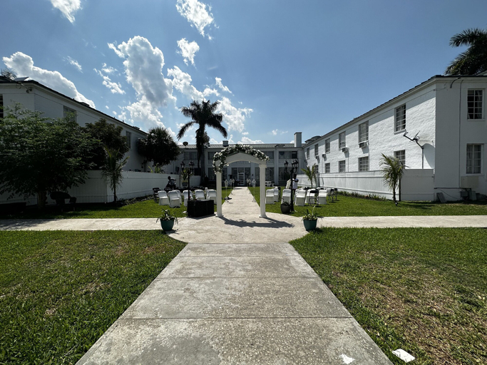 Exterior & Views 2, Americas Best Value Inn Historic Clewiston Inn, Hendry