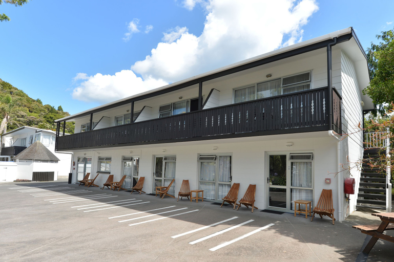 Exterior & Views 2, Edelweiss Motel, Far North