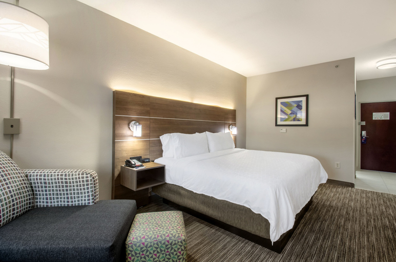 Bedroom 5, Holiday Inn Express & Suites OLATHE SOUTH, Kansas City
