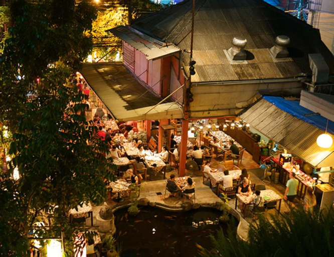 Villa Cha Cha Banglumphu, Phra Nakhon