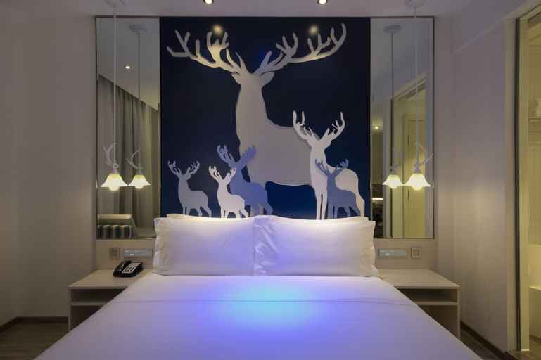 Bedroom 9