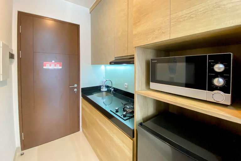 Private kitchen 5, Comfort And Modern Look Studio Room Ciputra World 2 Apartment, South Jakarta