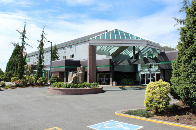 Exterior & Views 1, Medallion Inn & Suites, Snohomish