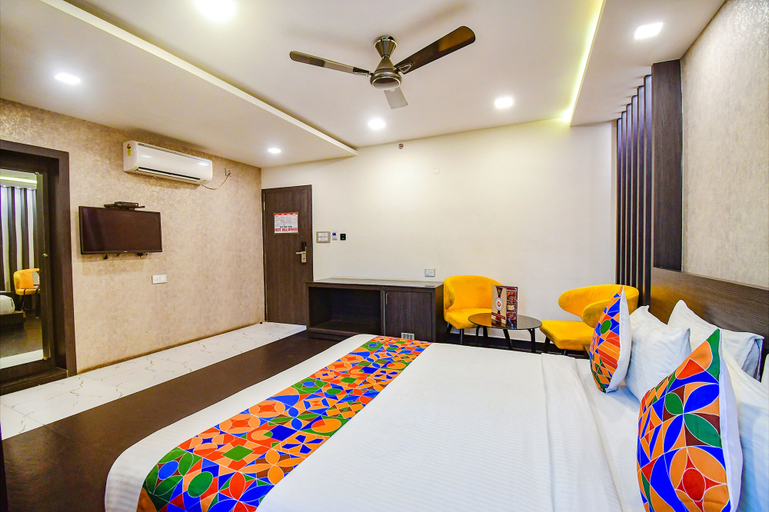 Bedroom 3, FabHotel Prime Karims, Kolkata
