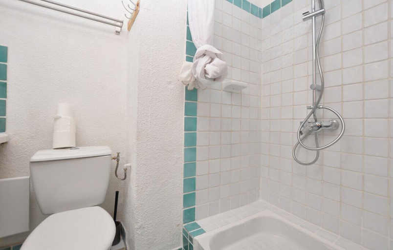 Bathroom 3, Wangberg Provence, Var