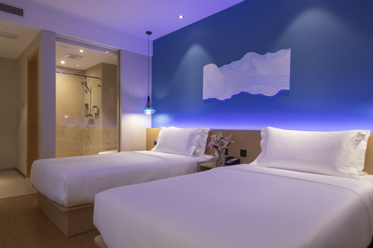 Bedroom 9