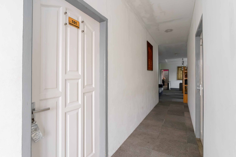 Others 4, Urbanview Hotel Ananda Syariah by RedDoorz, Bukittinggi