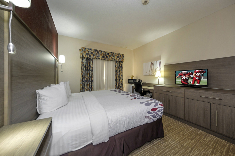 Bedroom 24