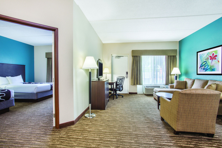 Bedroom 3, Comfort Inn & Suites Sarasota I75, Sarasota
