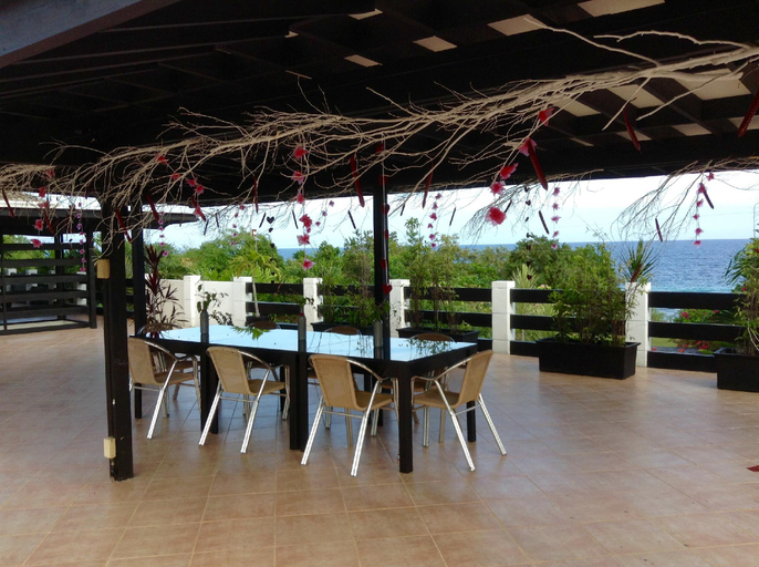 Food & Drinks 5, La Pernela Resort, Dauis
