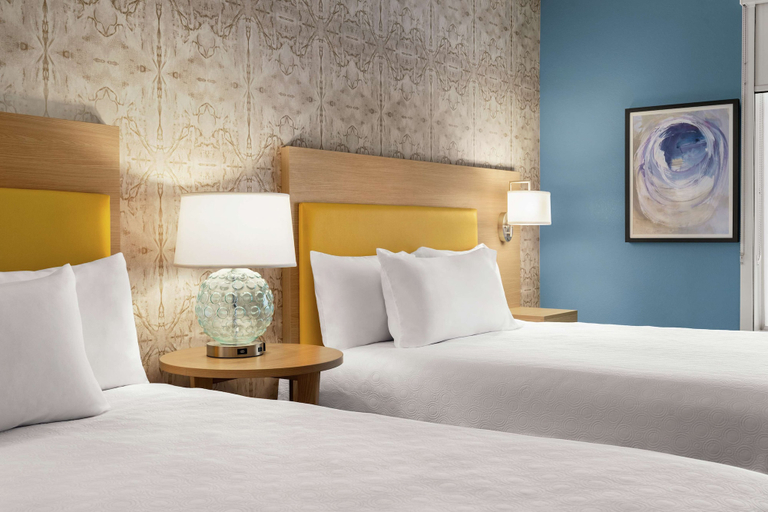 Bedroom 3, Home2 Suites by Hilton Glen Mills Chadds Ford, PA, Delaware