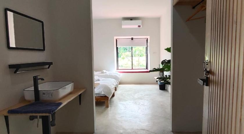 Bedroom 3, h1boutique, Hang Chat