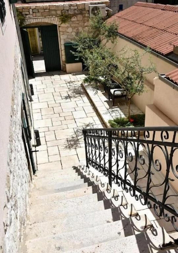 Others 4, Theatre Luxury Rooms, Split