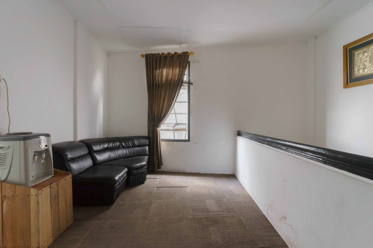Others 4, Urbanview Hotel Ananda Syariah by RedDoorz, Bukittinggi