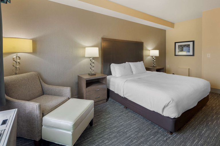 Bedroom 3, Best Western Plus Chena River Lodge, Fairbanks North Star
