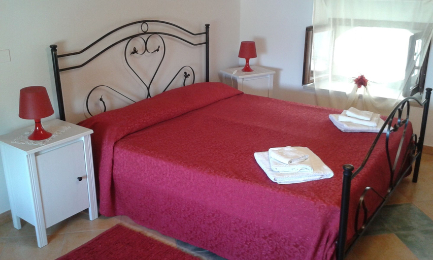 Bedroom 3, Un Oblò sul Mare, Cosenza