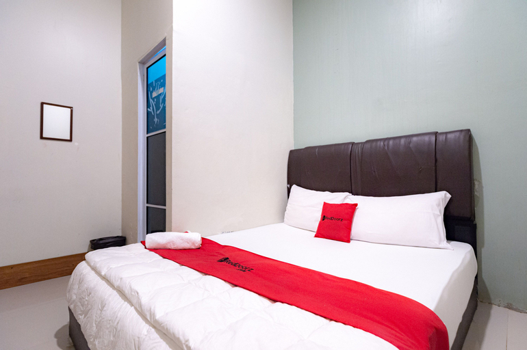 Bedroom 1, RedDoorz near Hang Nadim Batam Airport, Batam