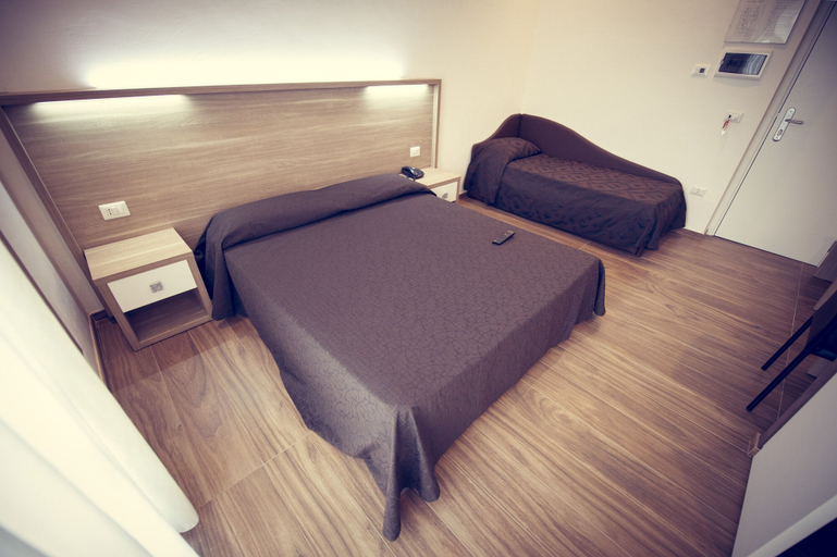 Bedroom 3, Hotel Fini, Foggia