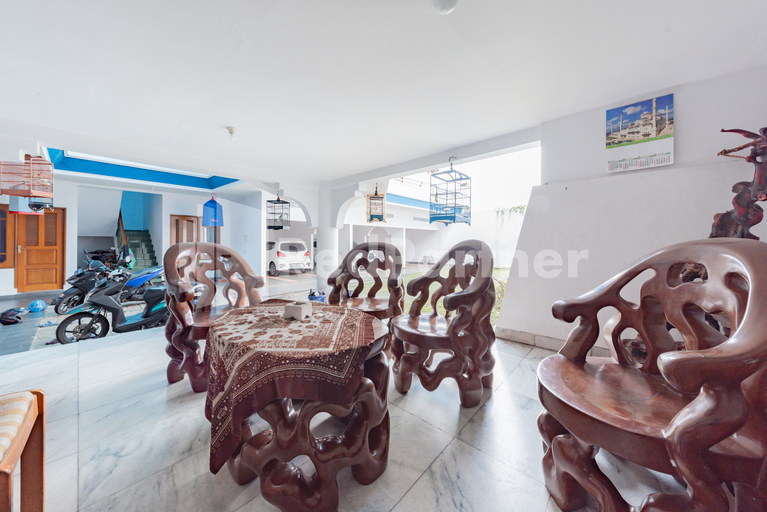 Public Area 4, Biru Homestay Bandung Mitra RedDoorz, Bandung