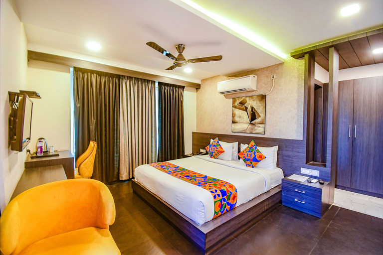 Bedroom 3, FabHotel Prime Karims, Kolkata