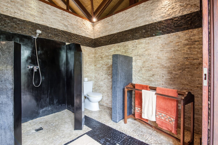 Others 3, Villa Kiki, Badung