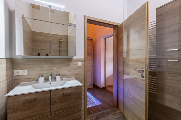 Bathroom 3, Hotel Alpennest, Innsbruck Land